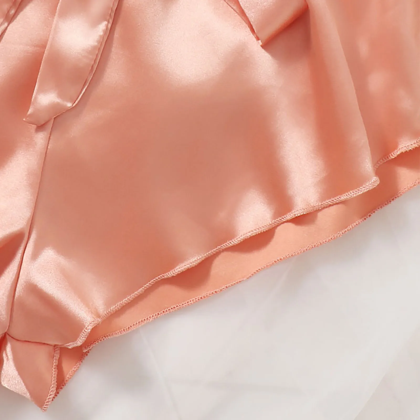 

Women Sleep Wear Sexy Lingerie Satin Lace Pajamas Suit V-Neck Camisole Shorts Set Sleepwear Menina Pajamas Women Sexy Clothes