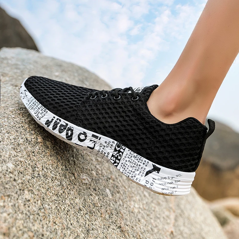 

2020 Hot Sell Super Cool Breathable Running Shoes Men Sneakers Bounce Summer Outdoor Sport Shoes Lace-Up Fashion Mens Sneakers