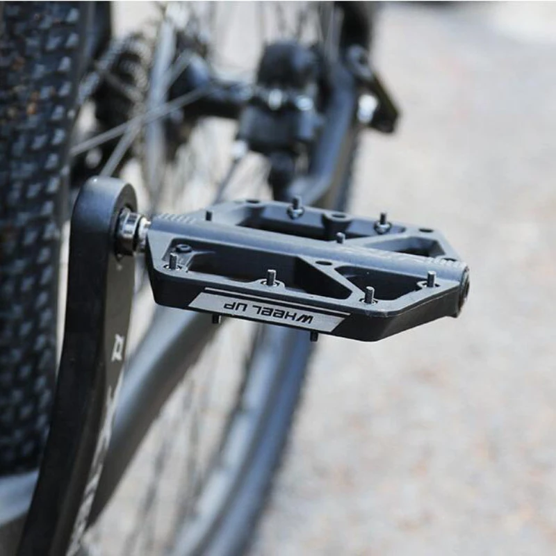 

2021 Smooth Ultralight Seal Bearings Bicycle Bike Pedals Cycling Nylon Road Pedals Flat Platform Bicycle Accessories