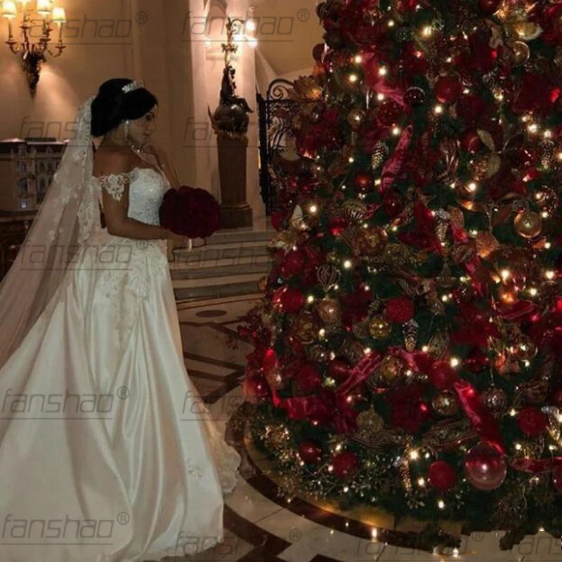 Кружевное свадебное платье Ливана с бисером со съемным шлейфом открытыми