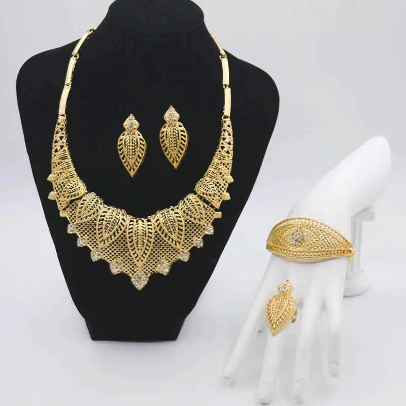 

2021 Fashion Exquisite Noble Gold Ring Set Wholesale Nigerian Wedding Women Accessories Jewelry Set Brand