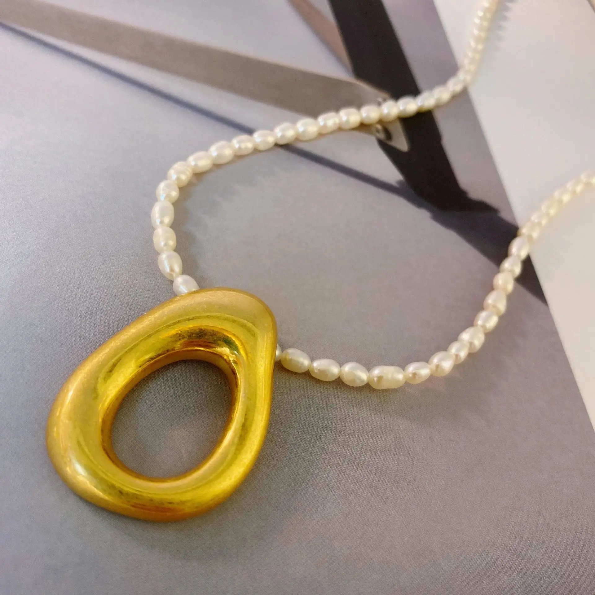 

Women big loop pendant real gold plated jewelry with natural rice chain necklace