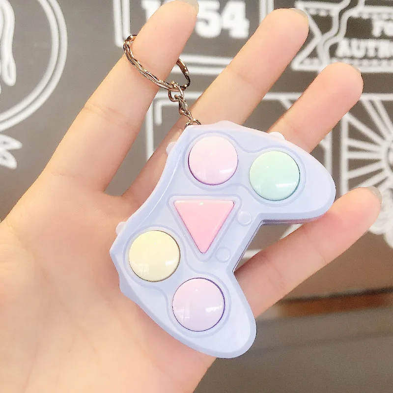 

Creative Handheld Memory Game Console Keychain Training Hand Brain Puzzle Toy Bag Key Ring Gift Pendant Accessories