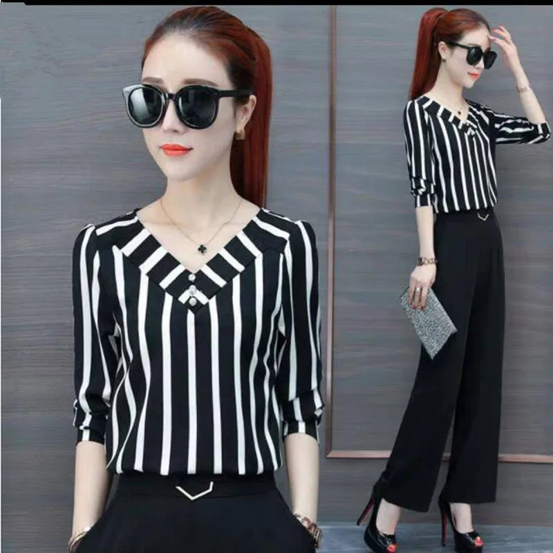 

Women Spring Summer Style Chiffon Blouses Shirts Lady Casual V-Neck Striped Black Blusas Tops DF2733