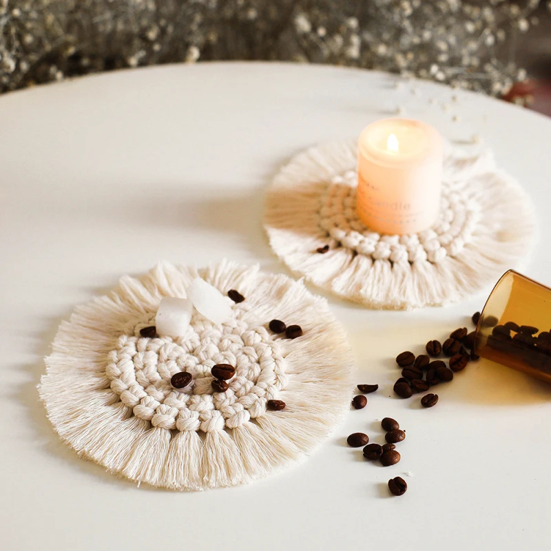 

Placemats Cup Mat Bohemia Tablecloth Coaster Cup Pad Northern Europe Pure Handmade Braided Cotton Kitchen Insulation Mats