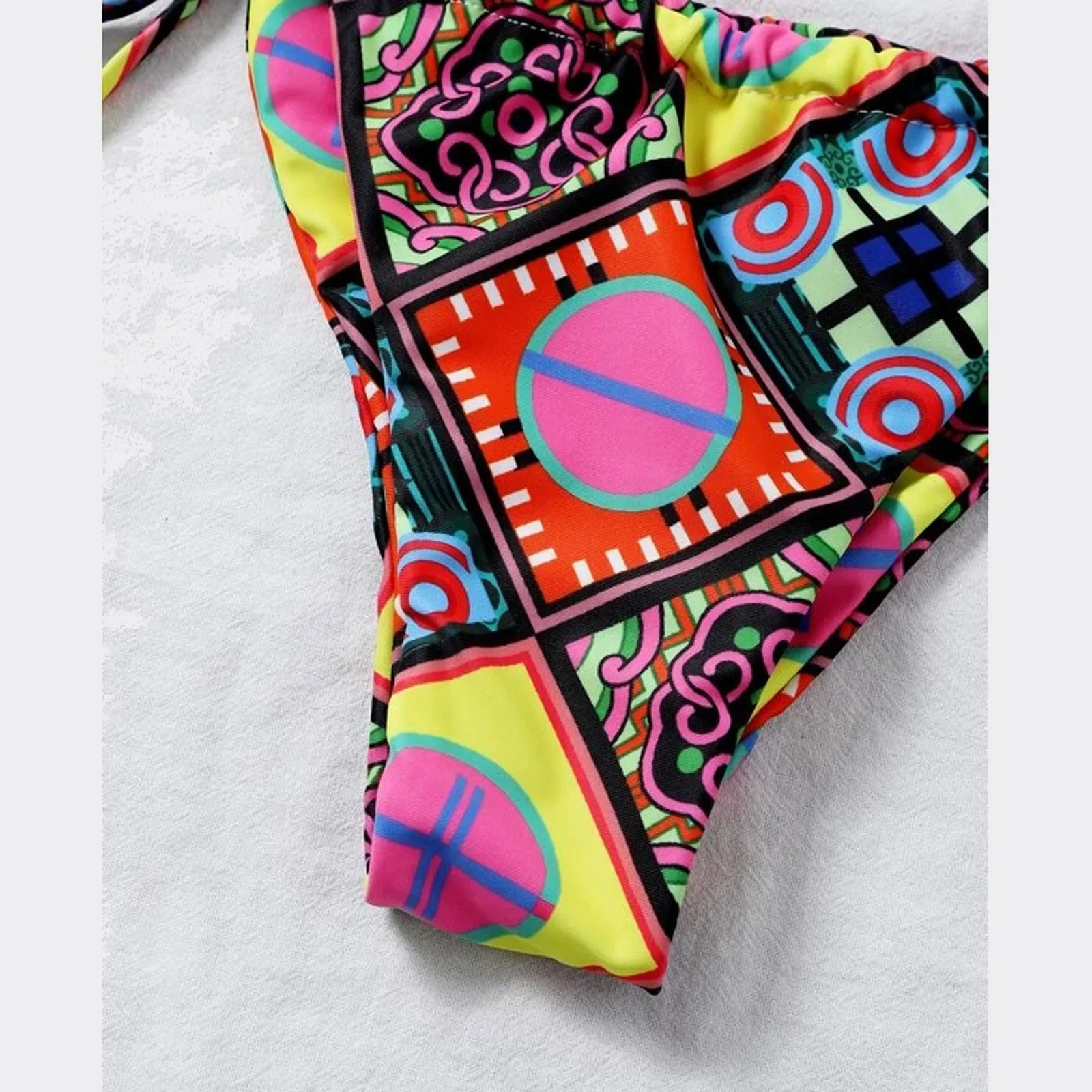 

Elegant Boho Print Swimwear Women Off Shoulder Bikini Hollow Out Lace Up Bandgae Push Up Bathing Suit Thong Swimsuit Biquini