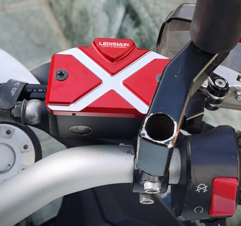 

Модифицированная верхняя крышка мотоциклетного насоса, тормозной масляный горшок, передняя крышка Tre899 для Tre 899k Tnt 1130