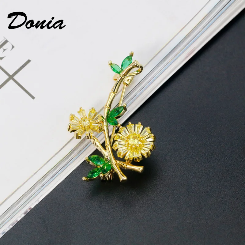 _ Корейская версия вращающейся маленькой медная микро-инкрустированная AAA