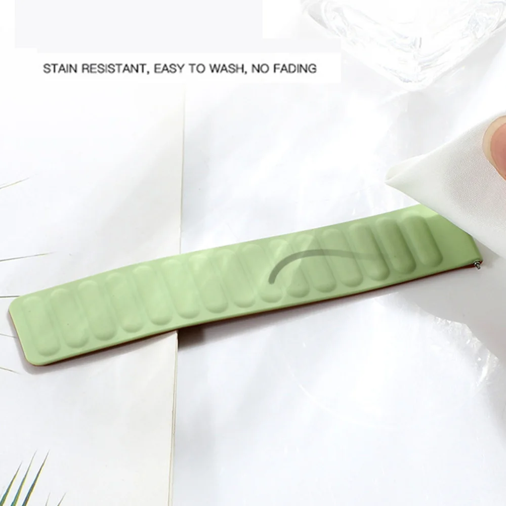 20mm 22mm Silicone loop strap watchband For huawei watch gt 2 42mm Magnetic loop For samsung galaxy active2 Bracelet Replacement