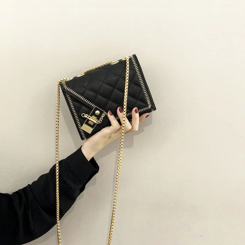 

Women's Shoulder Bag Fashion High Quality PU Messenger Bag Black And White Metal Buckle Small Square Bag Classic Female Handbag