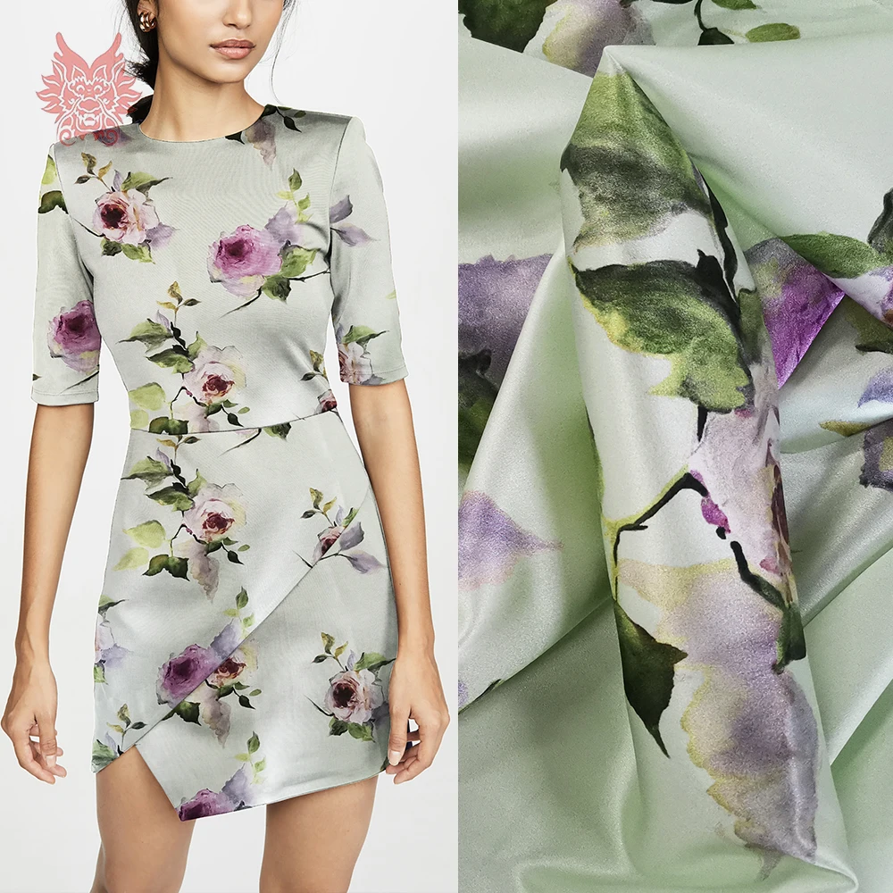 Зеленая с фиолетовым цветочным принтом спандекс шелковая ткань для платья