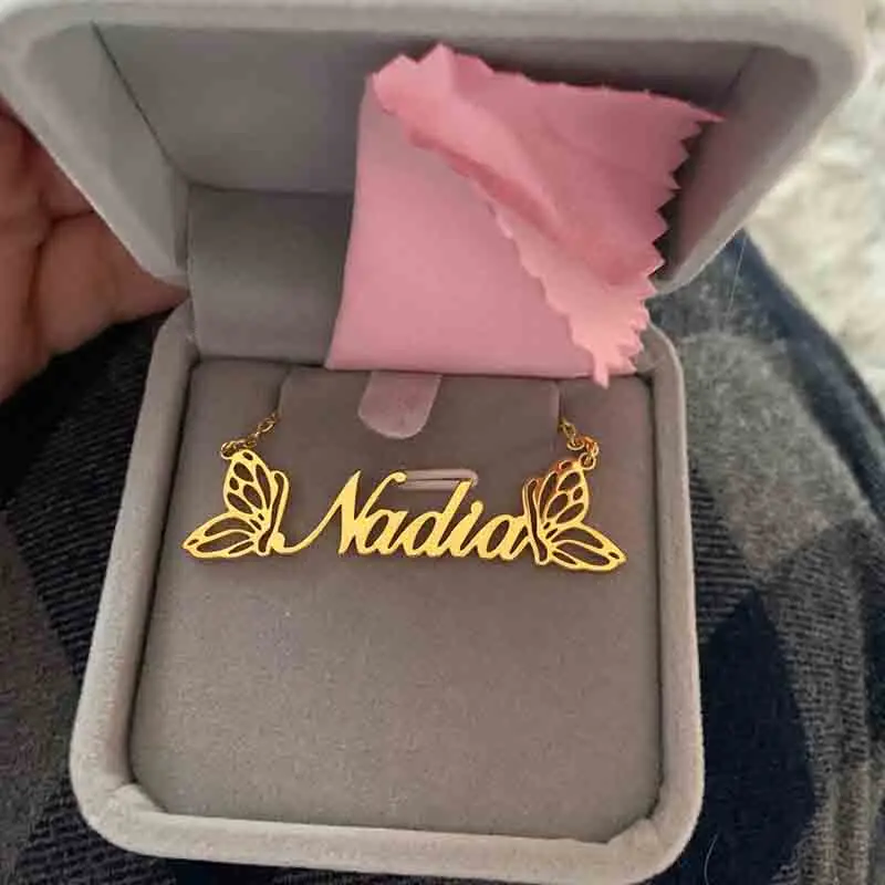 

Ожерелье с именем на заказ с бабочкой для женщин, персонализированная табличка, цепь из нержавеющей стали, подарок на день рождения для женщ...