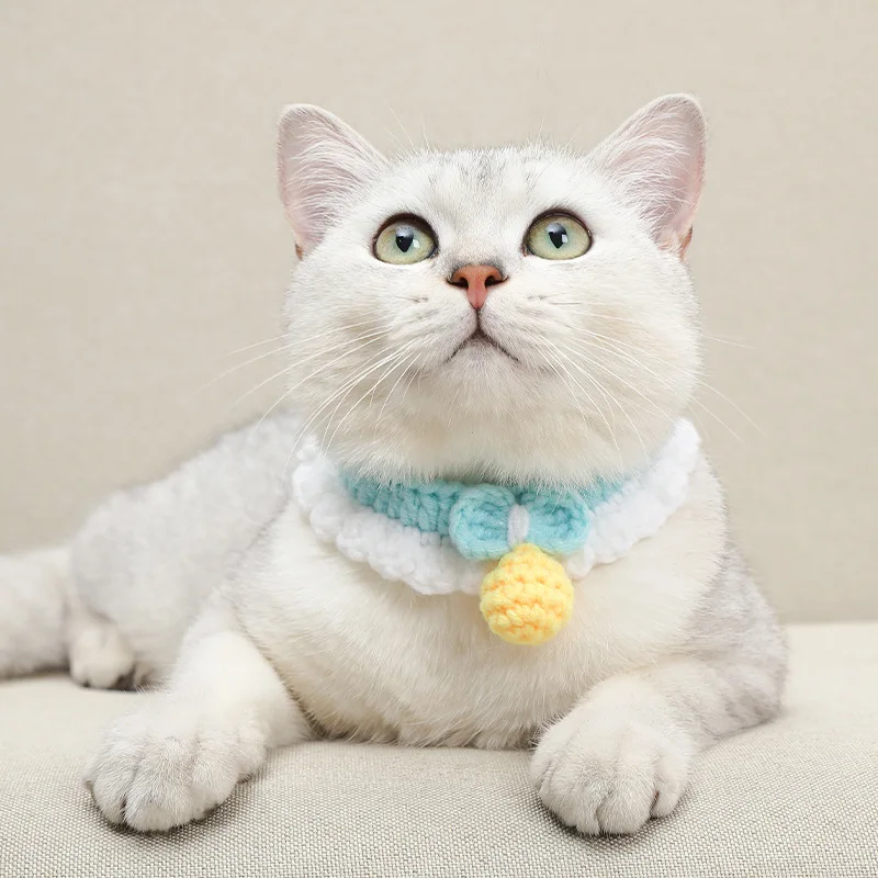 

Handmade Wool with Floral Knitting Pet Collar Cat Dog Rabbit Teddy Scarf Button Wool Knit Bib Dog Supplies Pet Accessories