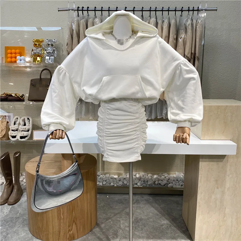 

Niche Design 2021 New Hooded Loose Top+high Waist Fold Slim Hip Skirt Two-piece Suit