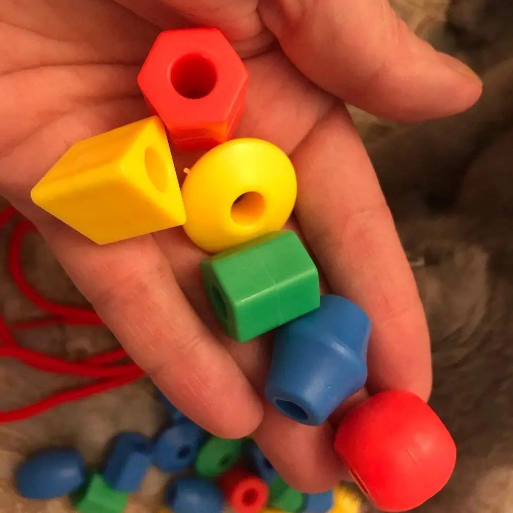 

60pcs Beads Toys Geometric figurebeads Stringing Threading Beads Game Education Toy for Baby Kids Children Crafts Beads Toys