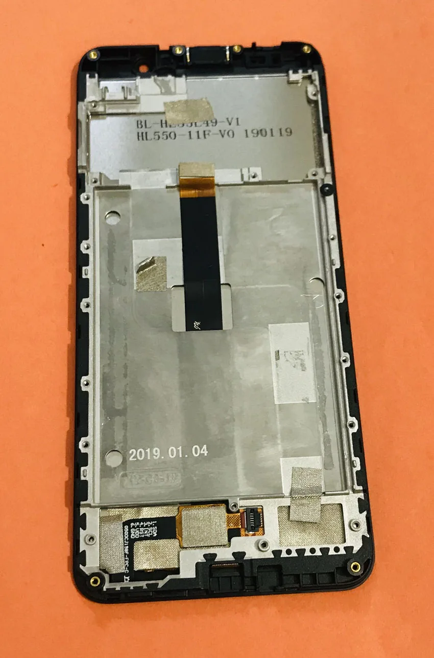 Оригинальный ЖК дисплей б/у экран + сенсорный рамка для телефона C8 MT6739 четыре ядра