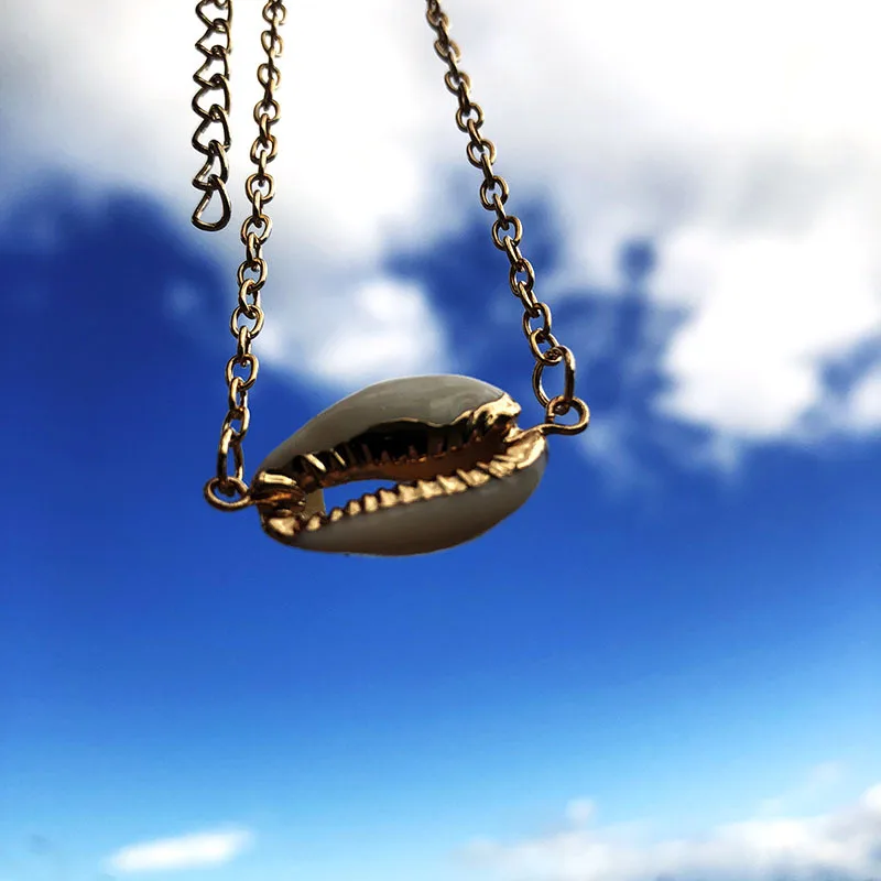 

Hawaiian style bracelet beach natural shell bracelet can be adjusted asymmetrical string bracelet beach holiday ornaments