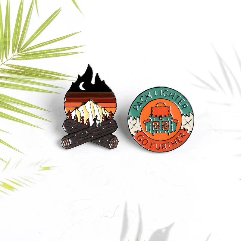 Джинсовая рубашка с эмалью Adventurer Fire Pin Go More with брошь для рюкзака джинсовая сумка