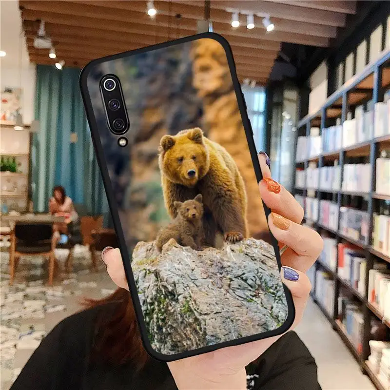

Lonely Alaska Brown Bear Phone Case For Xiaomi Redmi 7 8 9t 6 9se k20 mi8 max3 lite 9 note 9s 10 pro