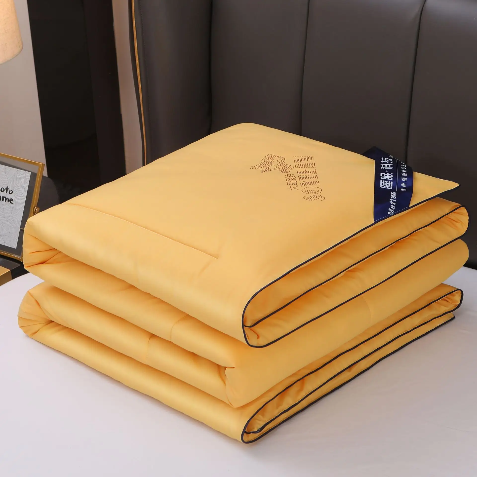 

Washable Ice Silk Summer Air Conditioning Comforter Quilt Blanket for Bed Sofa for Children Adults Queen King Throws Blanket