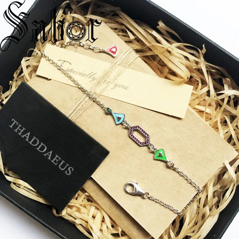 Женский браслет серебристого цвета с Азиатским орнаментом | Украшения и