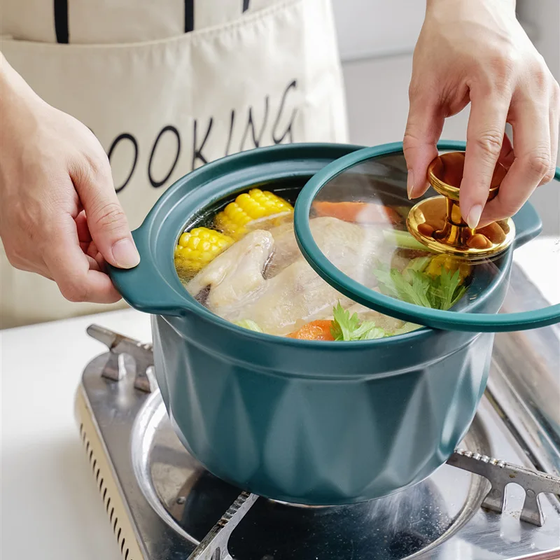 Кастрюля матовая керамическая устойчивая к высоким температурам и открытому