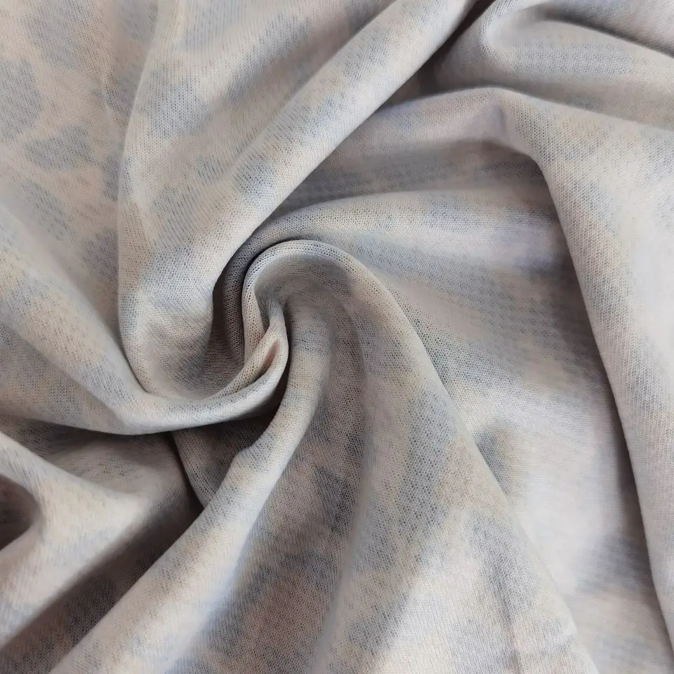 

Leopard Printed Fashion Fabric Face Cover Neck Warm Sports Reusable Scarf Quick Dry Neck Gaiters Windproof Perfect Neck Cover