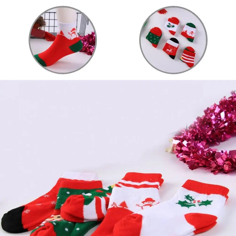 

Unisex 5 Pairs Festive Middle Tube Stretchy Socks Kids Girls Socks Elk Pattern for Party