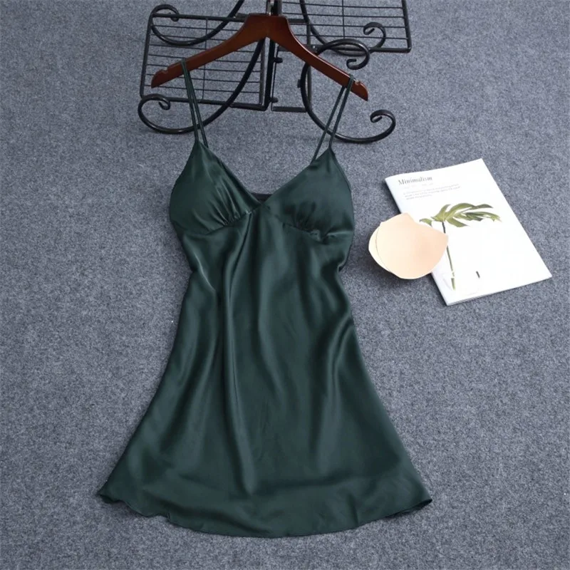 

Sleepwear Women's Summer Silk Comfortable Sleepwear Camisoles Sexy Satin Pajamas Comfortable Women Home Wear with Chest Pad