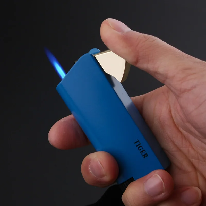 Новый фонарь-Зажигалка металлическая ветрозащитная газовая зажигалка для