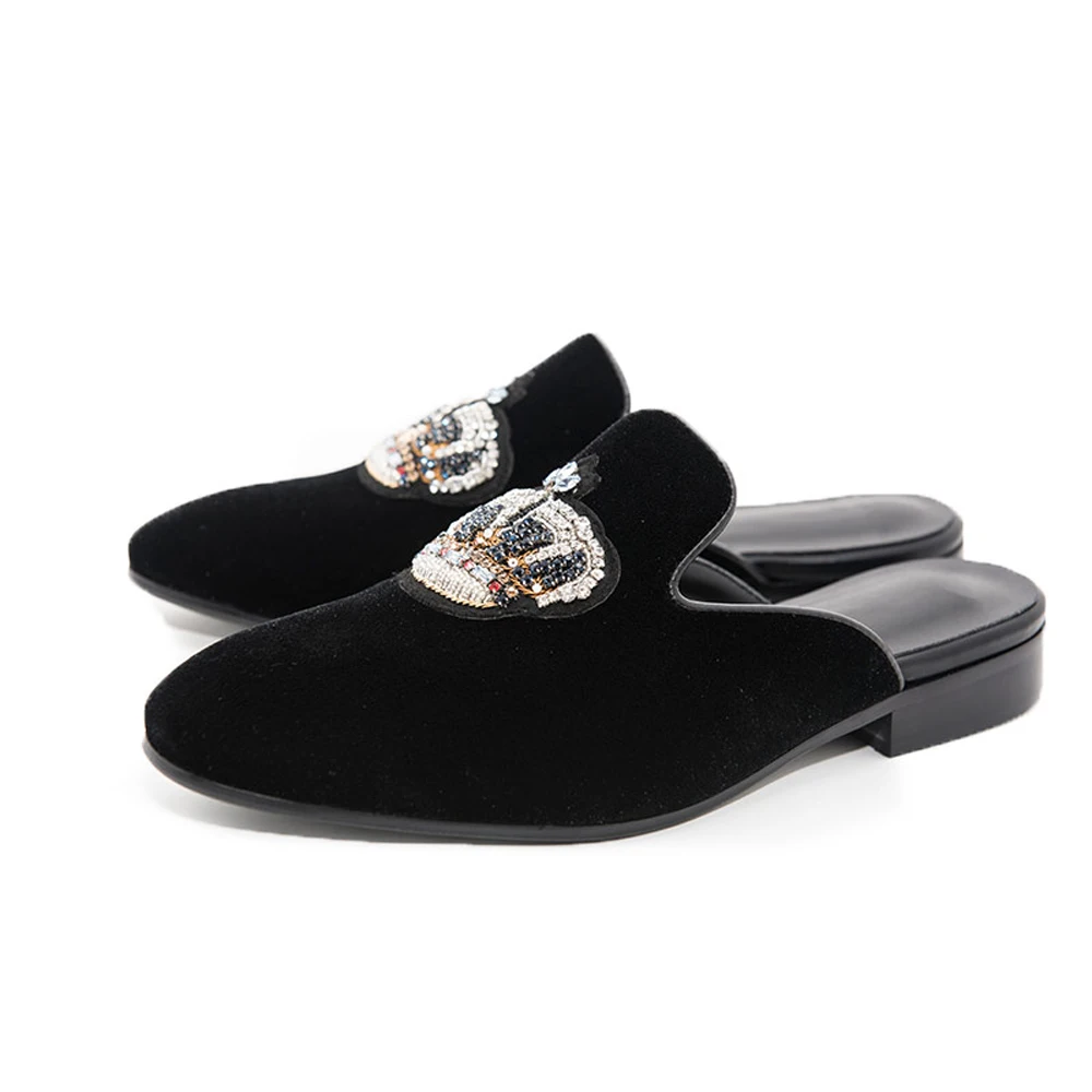 Повседневные мужские замшевые шлепанцы с короной и стразами Черные лоферы