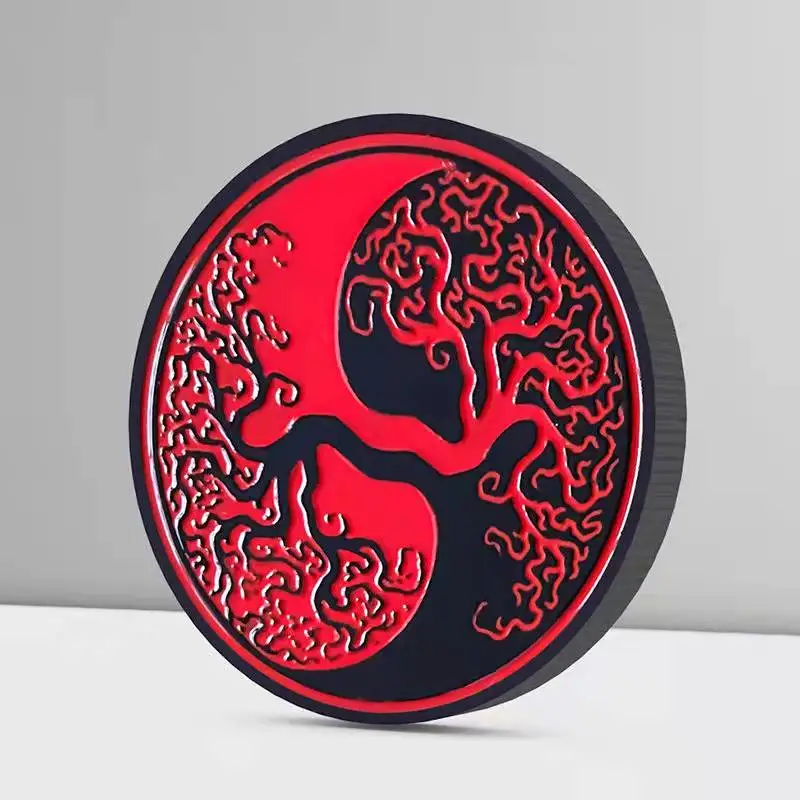 Золотые и серебряные монеты Chinses с благоприятным деревом золотым серебряным