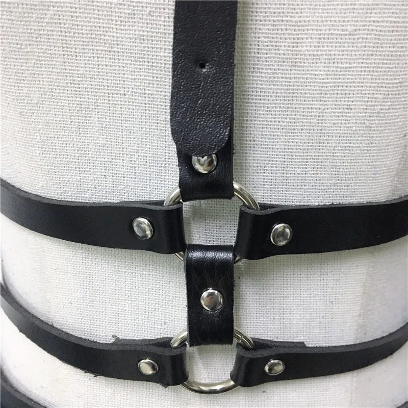 Готический бюстгальтер для тела нагрудные ремни Женский черный кожаный ремень