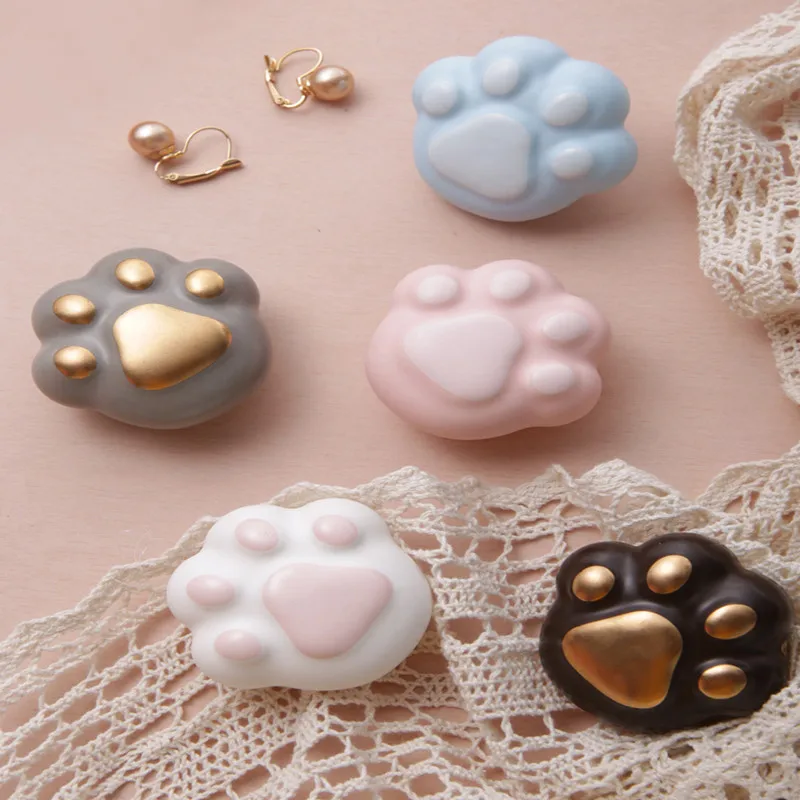 

Light luxury cute cat claw handle children's room custom wardrobe door furniture cabinet drawer single hole small cartoon