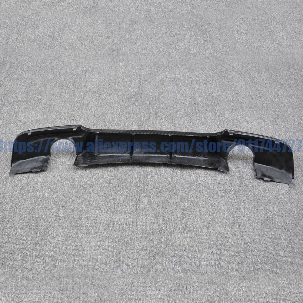 

For BMW E90 M-Tech 2005-2011 Real Carbon Fiber Rear Diffuser Rear Bumper Lip Protector Auto Tuning Parts