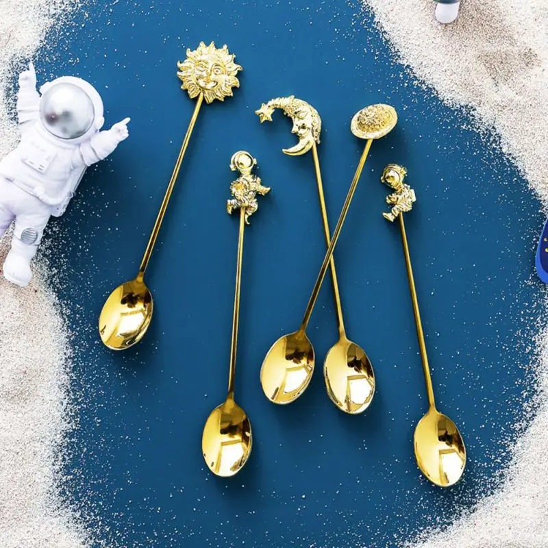 

Kitchen Tool Cafe Long Handle Stirring Rod Dessert Spoons Fork Sun Moon Style Stainless Steel Snacks Fruit Fork Golden Teaspoon