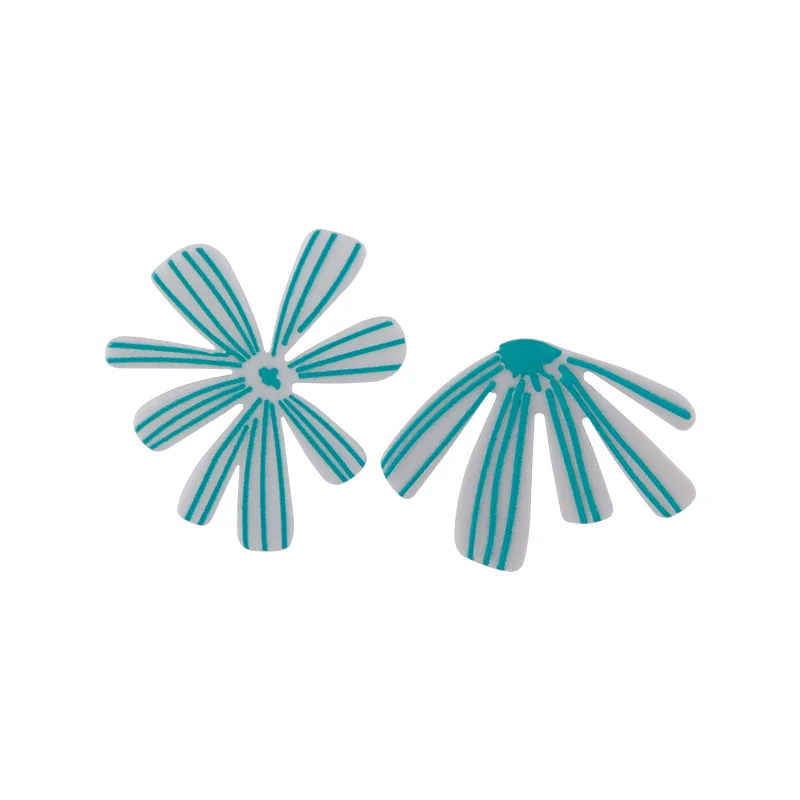 

LOVOACC Blue Color Flower Resin Earrings for Women Asymmetric Maple Leaf Arcylic Pendant Drop Dangle Earrings Party Jewelry 2021