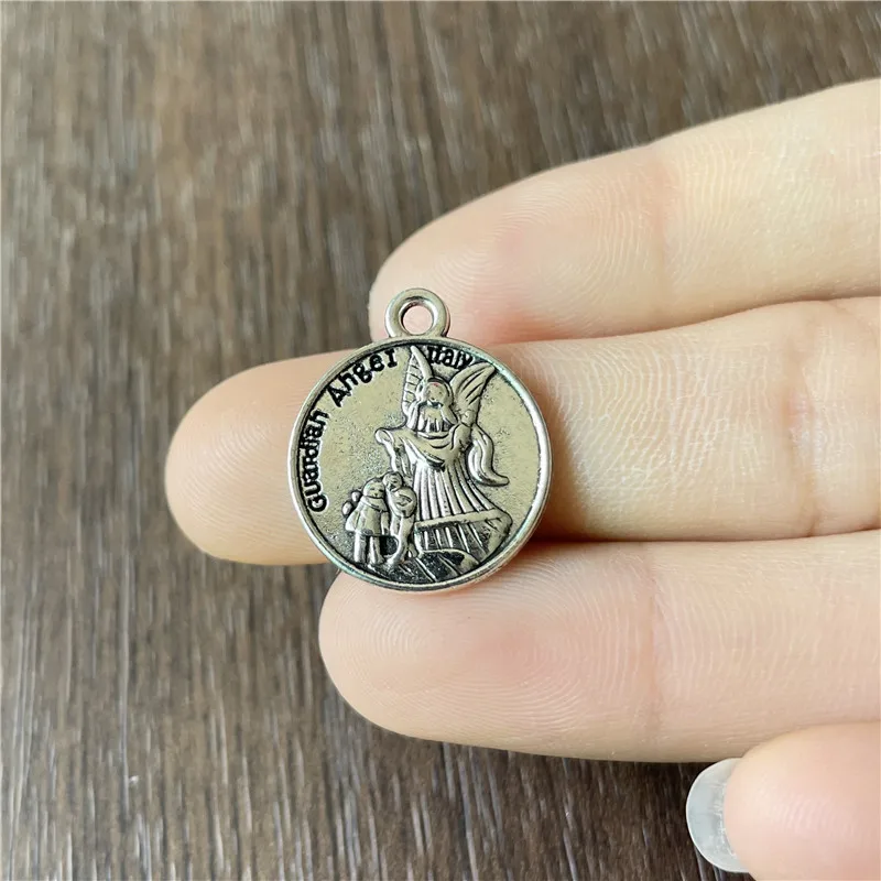 Религиозный арчанель покровитель подвеска в виде диска серебряные