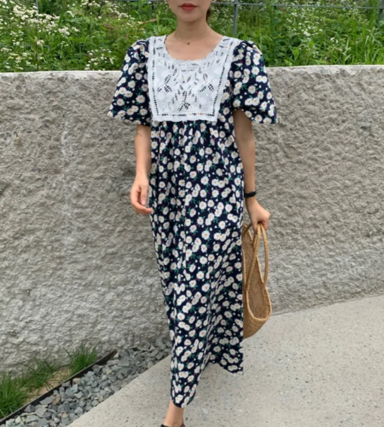 

Korean Chic French Minority Spring/Summer Cute Gentle Conch Color Lace Crocheted Square Collar Little Daisy Dress
