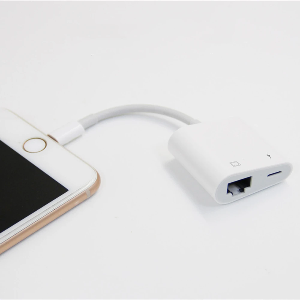 Адаптер Lightning/RJ45 100 мбит/с с источником питания| |