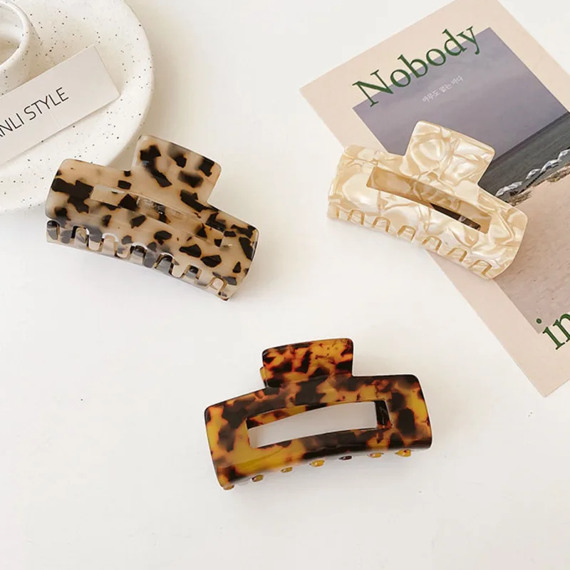 

DISCICI 2020 Exquisite Korean Acetic Acid Hairpin Leopard Print French Women Hairpin Big Size Elegant Hair Clip Female OH2027