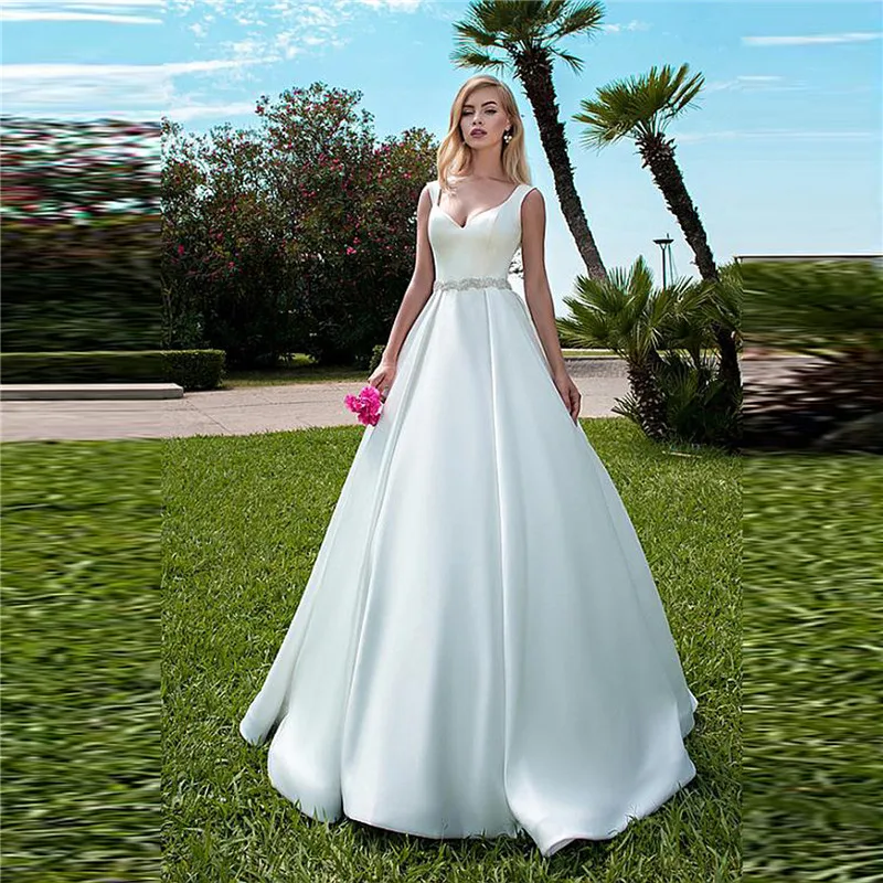 

Vintage Simple A-Line Wedding Dress Lace Back With Buttons Sleeveless Custom Online Formal Bridal Gowns Robe De Mariee Garden