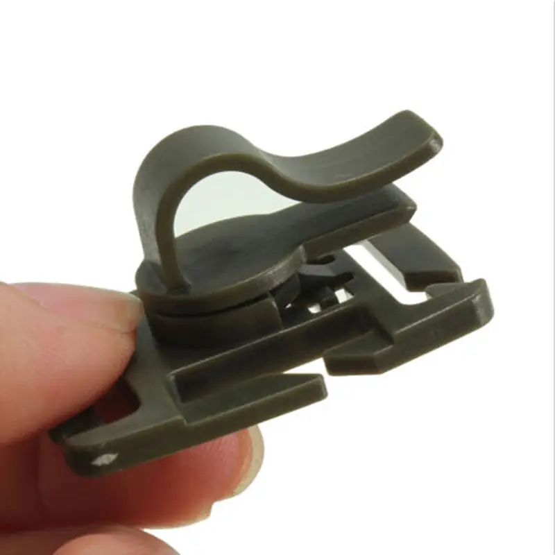 

2 PCS Drinking Tube Clip Rotatable Molle Hydration Bladder Drinking Tube Trap Hose Webbing Clip Molle Fits