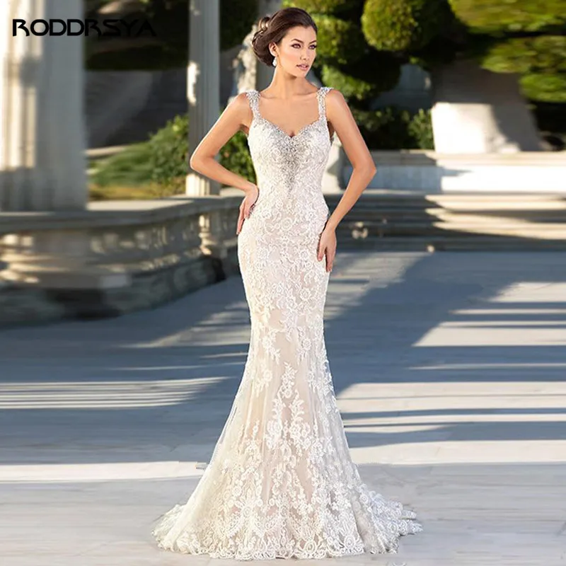 

2021 Champagne Mermaid Wedding Dresses Lace Appliqued Beading Beach Bridal Gowns Sleeveless Dresses with Sweep Train Long Dess