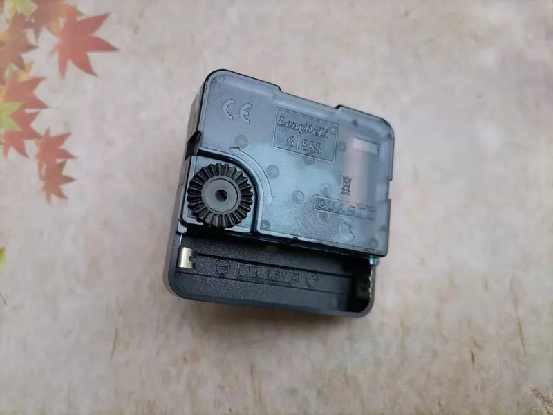 Часы кварцевые с большой металлической указкой 13 5 мм 20 комплектов|tool charge|clock