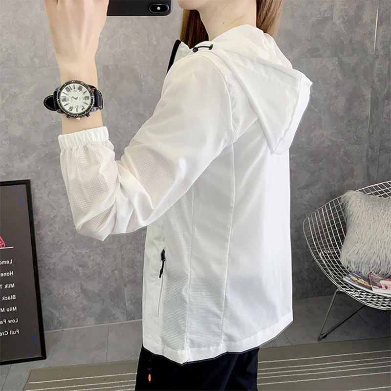 Негабаритных Женская ветровка дышащая одежда для защиты от солнца куртка