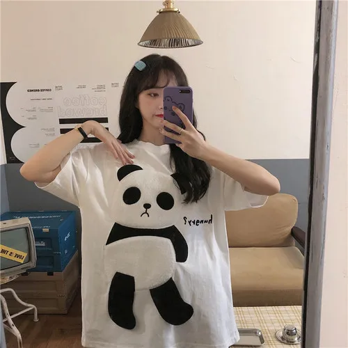 Модная базовая свободная футболка с мультипликационным принтом панды в