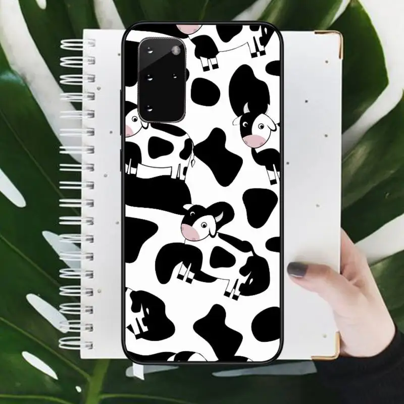 

Cow Print Black White pattern Phone Case For Samsung galaxy S 9 10 20 A 10 21 30 31 40 50 51 71 s note 20 j 4 2018 plus