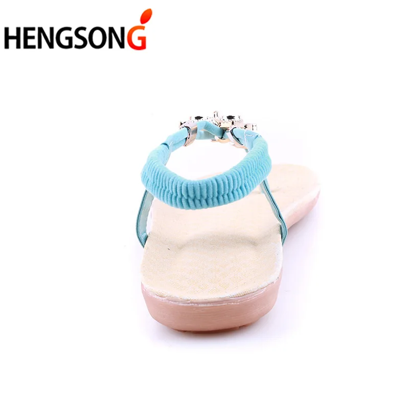 Женские сандалии на плоской подошве черные синие бежевые со стразами|Боссоножки