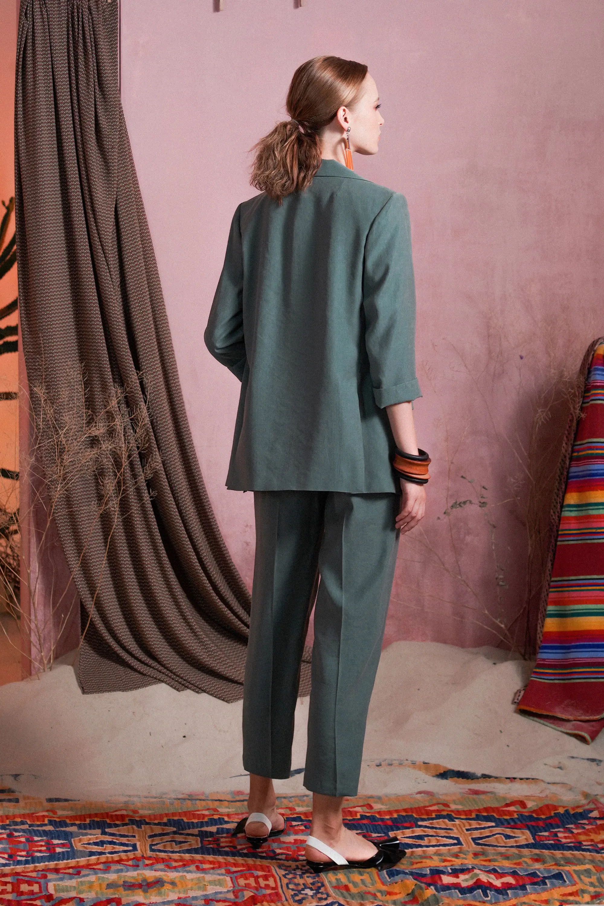 Новое поступление костюмы для матери невесты с двумя пуговицами женские